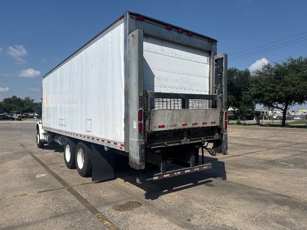 Refrigerated Truck-Light and Medium Duty Trucks-Freightliner-2019-M2-Houston-TX-159,725\n\t\tmiles-$ 67,750 - Image 6