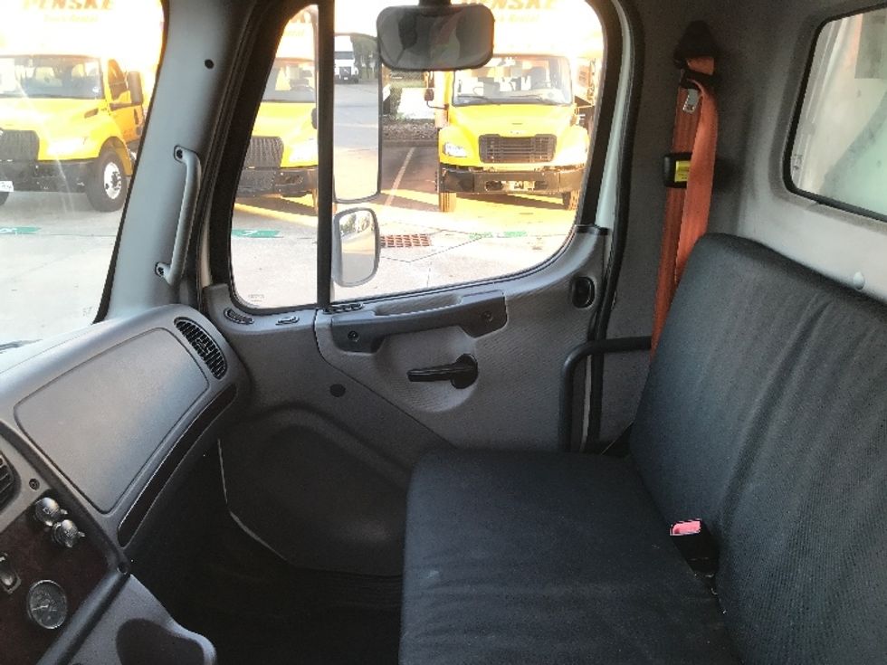 Refrigerated Truck-Light and Medium Duty Trucks-Freightliner-2019-M2-Houston-TX-161,584\n\t\tmiles-$ 61,250 - Image 19