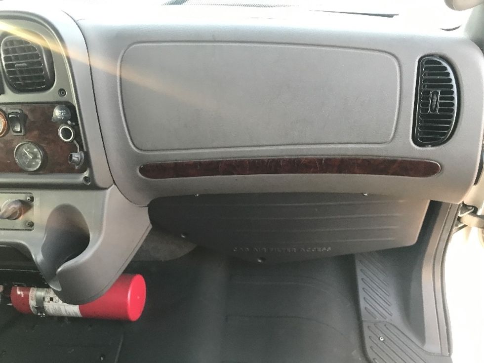 Refrigerated Truck-Light and Medium Duty Trucks-Freightliner-2019-M2-Houston-TX-169,369\n\t\tmiles-$ 59,750 - Image 18