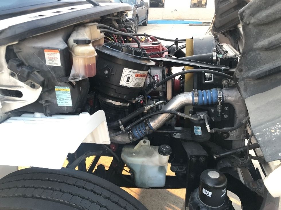 Refrigerated Truck-Light and Medium Duty Trucks-Freightliner-2019-M2-Houston-TX-169,369\n\t\tmiles-$ 59,750 - Image 20