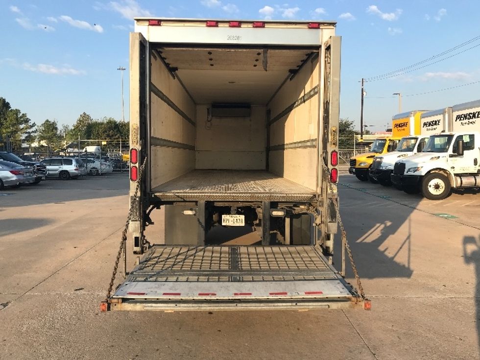 Refrigerated Truck-Light and Medium Duty Trucks-Freightliner-2019-M2-Houston-TX-169,369\n\t\tmiles-$ 59,750 - Image 22