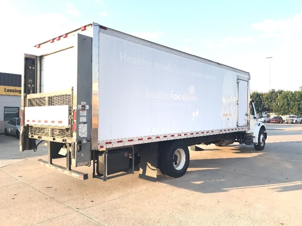 Refrigerated Truck-Light and Medium Duty Trucks-Freightliner-2019-M2-Houston-TX-169,369\n\t\tmiles-$ 59,750 - Image 23