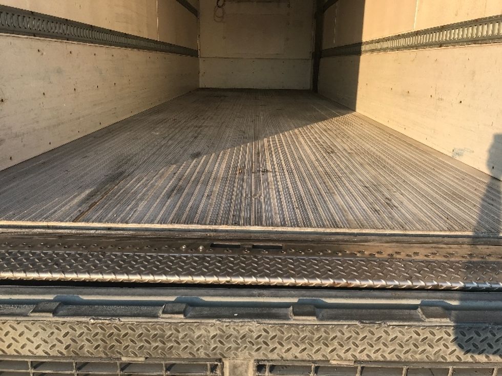 Refrigerated Truck-Light and Medium Duty Trucks-Freightliner-2019-M2-Houston-TX-169,369\n\t\tmiles-$ 59,750 - Image 8
