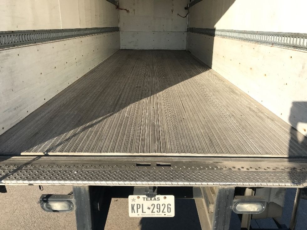 Refrigerated Truck-Light and Medium Duty Trucks-Freightliner-2019-M2-Houston-TX-172,317\n\t\tmiles-$ 59,250 - Image 10