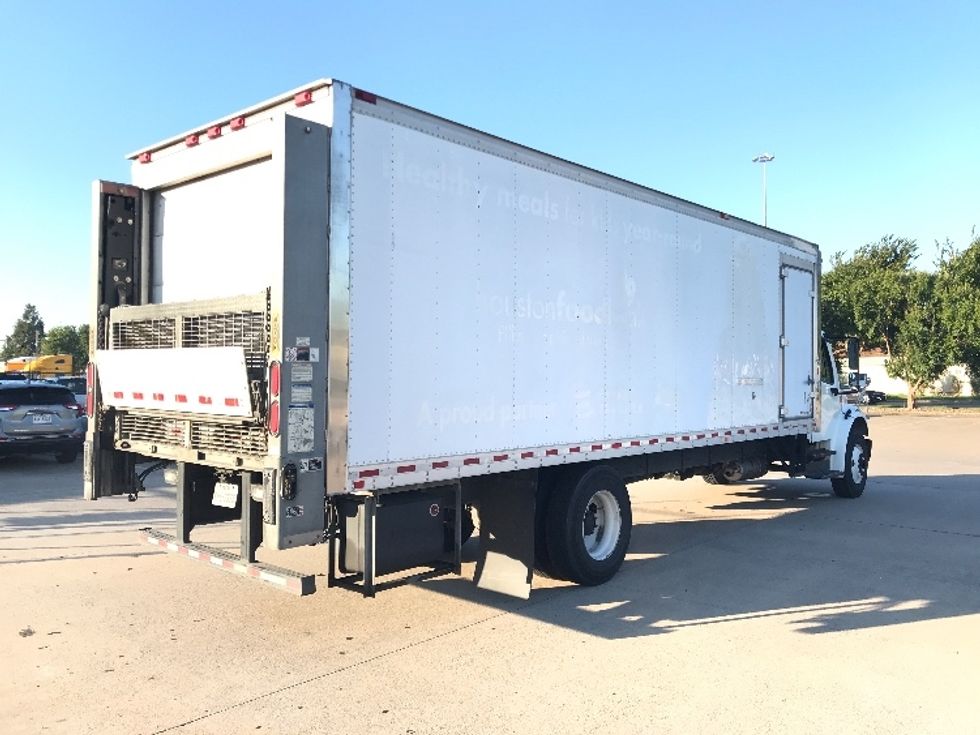 Refrigerated Truck-Light and Medium Duty Trucks-Freightliner-2019-M2-Houston-TX-172,317\n\t\tmiles-$ 59,250 - Image 13