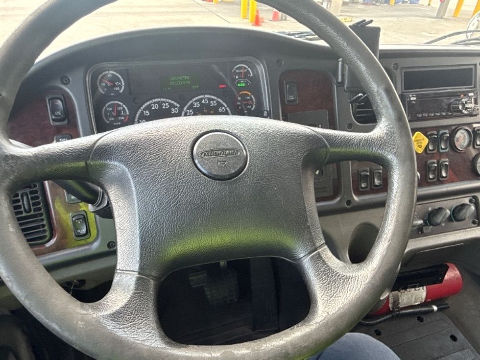Refrigerated Truck-Light and Medium Duty Trucks-Freightliner-2019-M2-Houston-TX-185,325\n\t\tmiles-$ 64,500 - Image 17