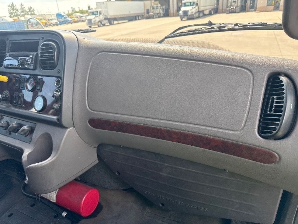 Refrigerated Truck-Light and Medium Duty Trucks-Freightliner-2019-M2-Houston-TX-185,325\n\t\tmiles-$ 64,500 - Image 21