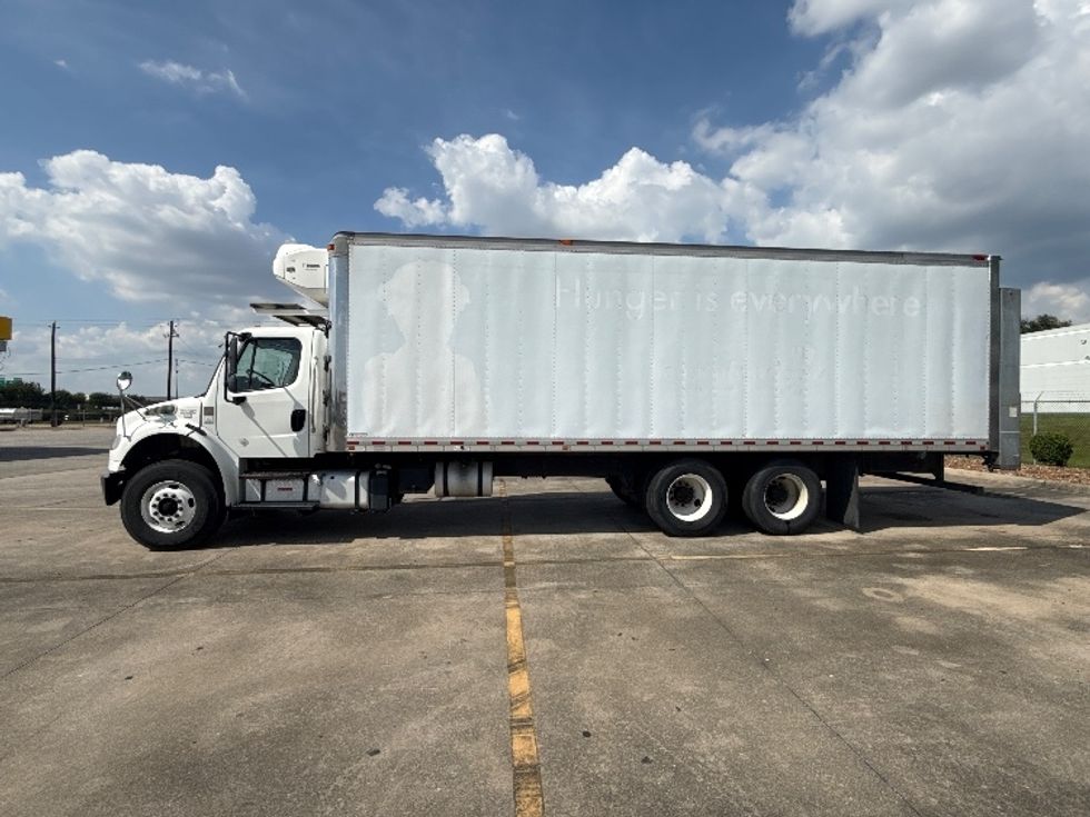Refrigerated Truck-Light and Medium Duty Trucks-Freightliner-2019-M2-Houston-TX-185,325\n\t\tmiles-$ 64,500 - Image 4