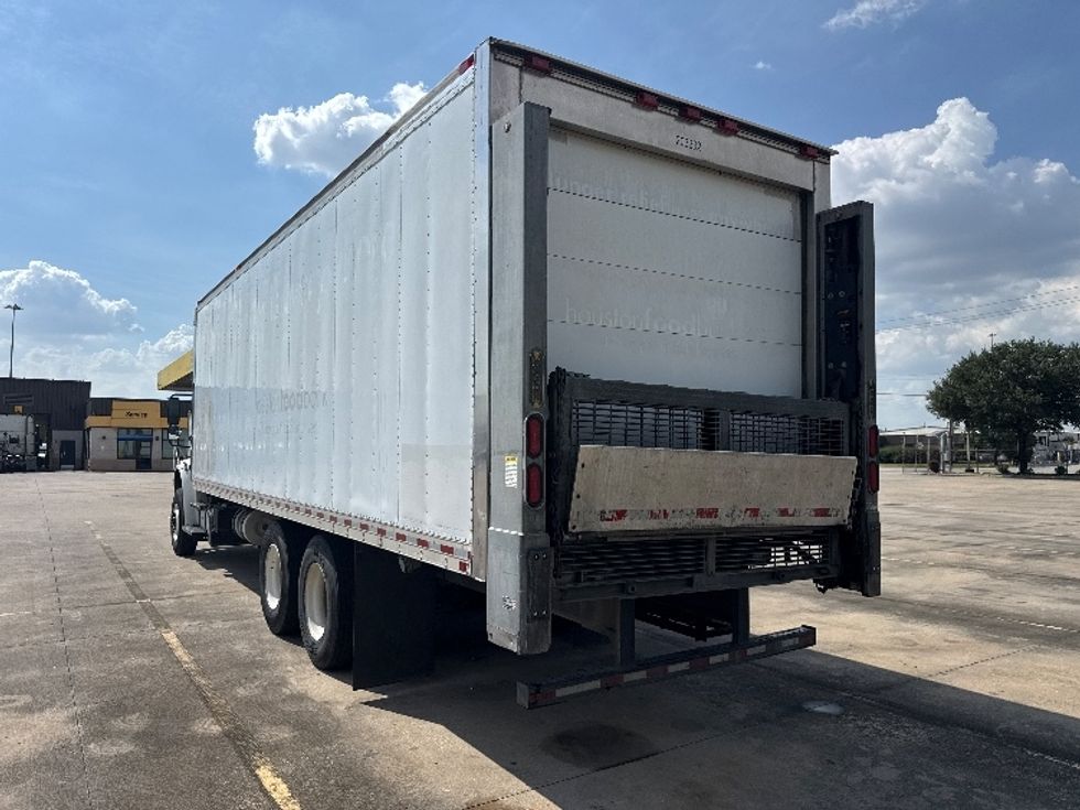 Refrigerated Truck-Light and Medium Duty Trucks-Freightliner-2019-M2-Houston-TX-185,325\n\t\tmiles-$ 64,500 - Image 6