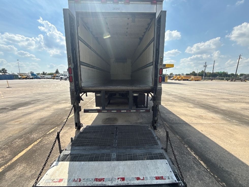 Refrigerated Truck-Light and Medium Duty Trucks-Freightliner-2019-M2-Houston-TX-185,325\n\t\tmiles-$ 64,500 - Image 9