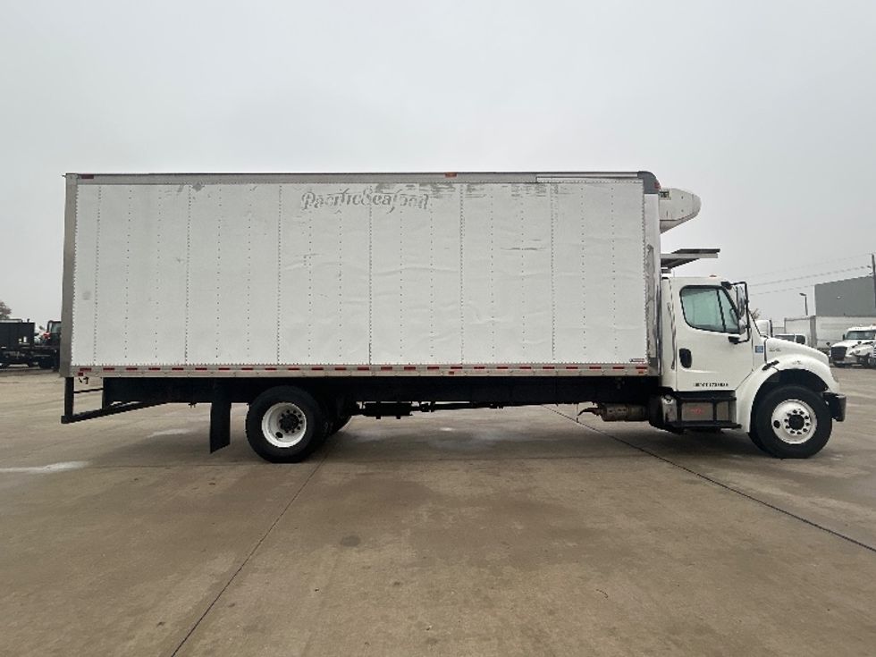 Refrigerated Truck-Light and Medium Duty Trucks-Freightliner-2019-M2-Houston-TX-311,968\n\t\tmiles-$ 22,250 - Image 15