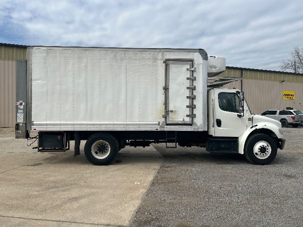 Refrigerated Truck-Light and Medium Duty Trucks-Freightliner-2019-M2-Hueytown-AL-148,304\n\t\tmiles-$ 59,500 - Image 15