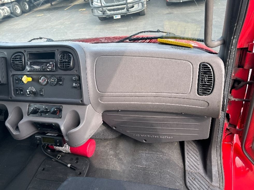 Refrigerated Truck-Light and Medium Duty Trucks-Freightliner-2019-M2-Indianapolis-IN-189,564\n\t\tmiles-$ 50,250 - Image 19