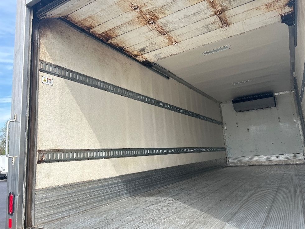 Refrigerated Truck-Light and Medium Duty Trucks-Freightliner-2019-M2-Indianapolis-IN-189,564\n\t\tmiles-$ 50,250 - Image 7