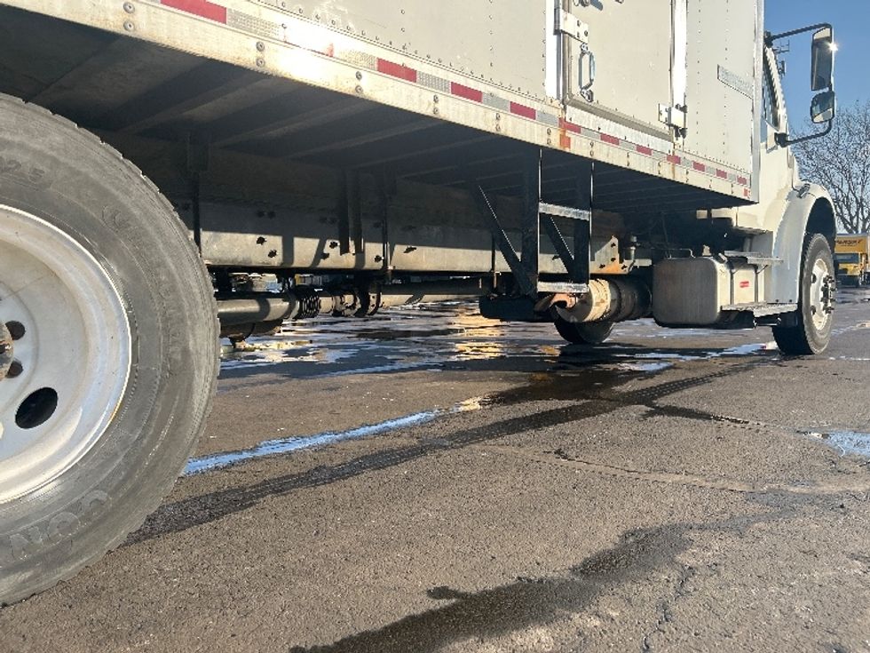 Refrigerated Truck-Light and Medium Duty Trucks-Freightliner-2019-M2-Indianapolis-IN-261,622\n\t\tmiles-$ 34,500 - Image 13