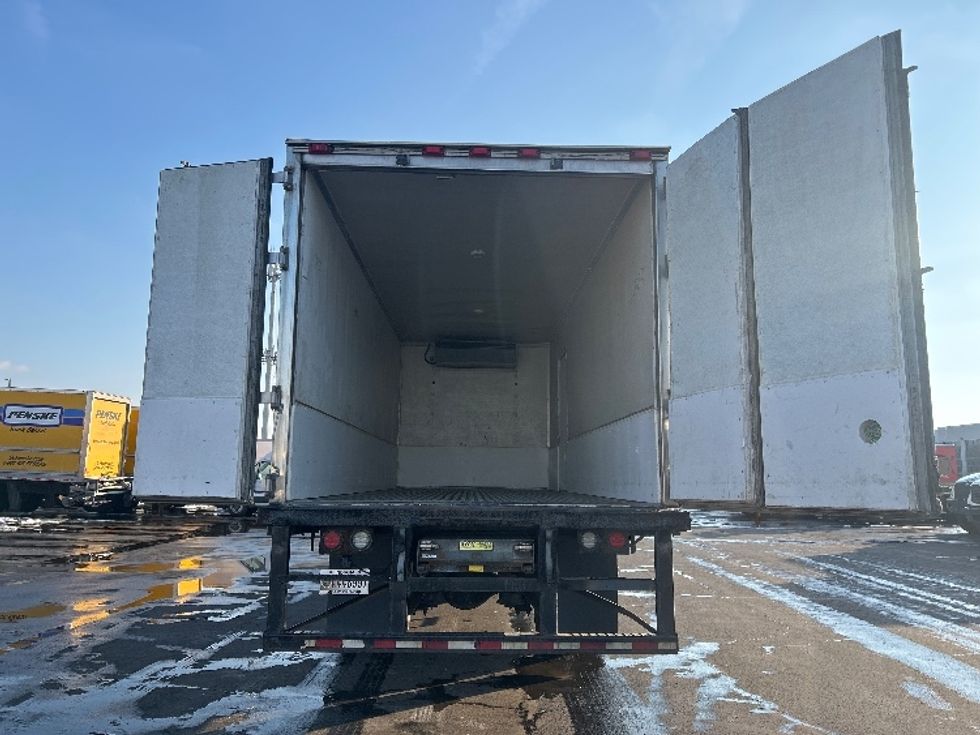 Refrigerated Truck-Light and Medium Duty Trucks-Freightliner-2019-M2-Indianapolis-IN-261,622\n\t\tmiles-$ 34,500 - Image 8