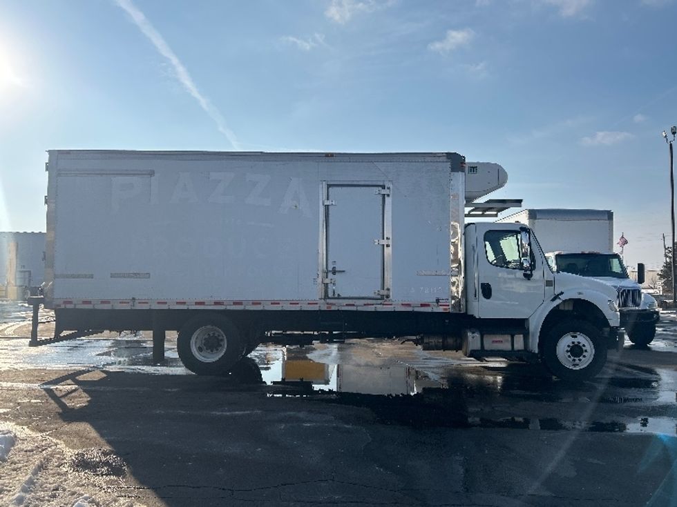Refrigerated Truck-Light and Medium Duty Trucks-Freightliner-2019-M2-Indianapolis-IN-279,438\n\t\tmiles-$ 31,750 - Image 14