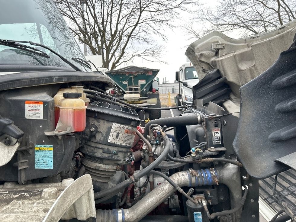 Refrigerated Truck-Light and Medium Duty Trucks-Freightliner-2019-M2-Indianapolis-IN-316,785\n\t\tmiles-$ 27,500 - Image 22