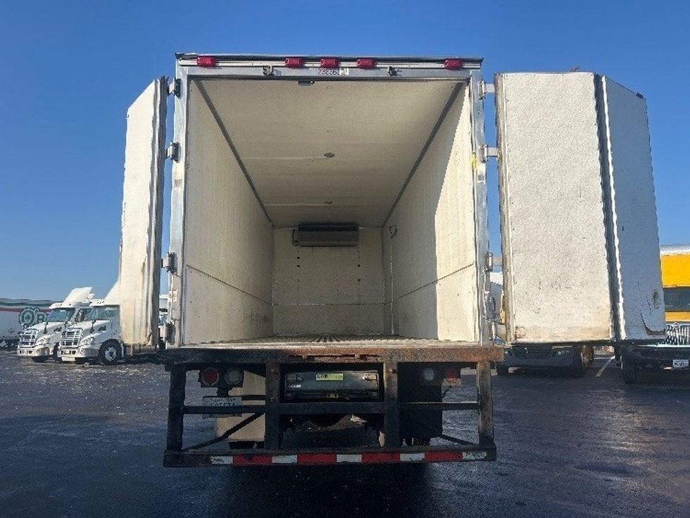 Refrigerated Truck-Light and Medium Duty Trucks-Freightliner-2019-M2-Indianapolis-IN-316,785\n\t\tmiles-$ 27,500 - Image 8