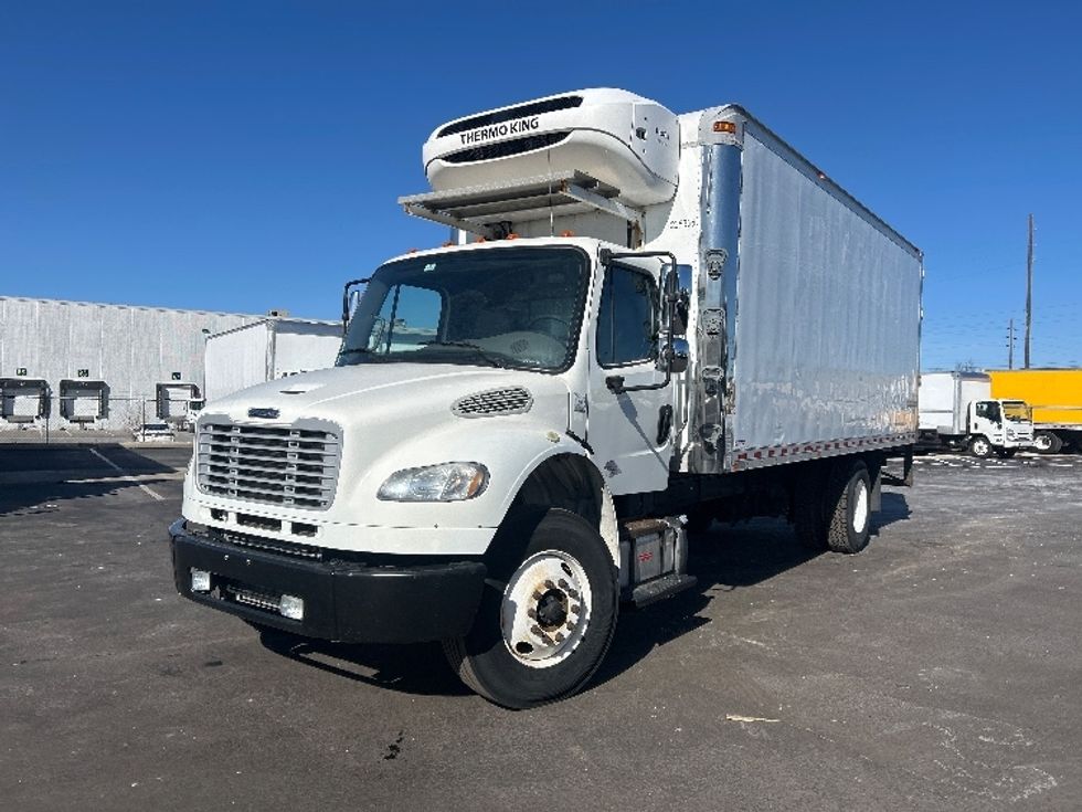 Refrigerated Truck-Light and Medium Duty Trucks-Freightliner-2019-M2-Indianapolis-IN-321,635\n\t\tmiles-$ 23,750 - Image 3