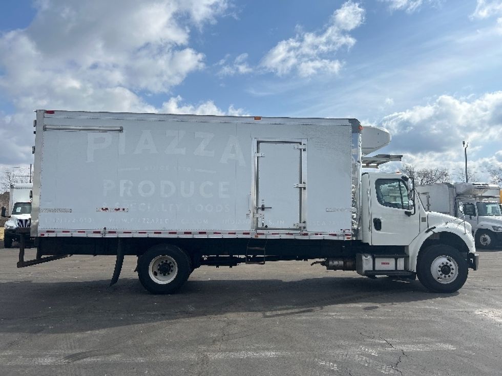 Refrigerated Truck-Light and Medium Duty Trucks-Freightliner-2019-M2-Indianapolis-IN-321,984\n\t\tmiles-$ 23,750 - Image 14