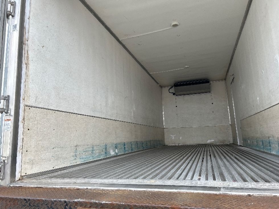Refrigerated Truck-Light and Medium Duty Trucks-Freightliner-2019-M2-Indianapolis-IN-334,792\n\t\tmiles-$ 20,000 - Image 11
