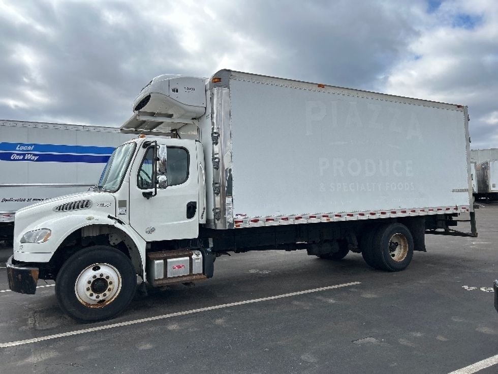Refrigerated Truck-Light and Medium Duty Trucks-Freightliner-2019-M2-Indianapolis-IN-334,792\n\t\tmiles-$ 20,000 - Image 4