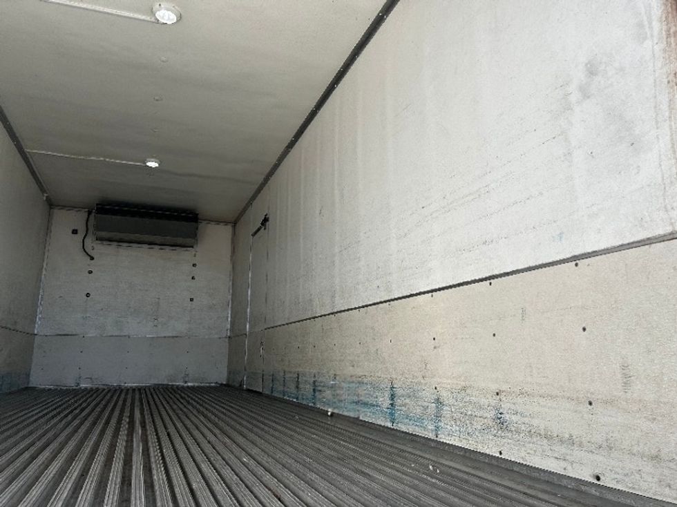 Refrigerated Truck-Light and Medium Duty Trucks-Freightliner-2019-M2-Indianapolis-IN-335,955\n\t\tmiles-$ 21,250 - Image 8