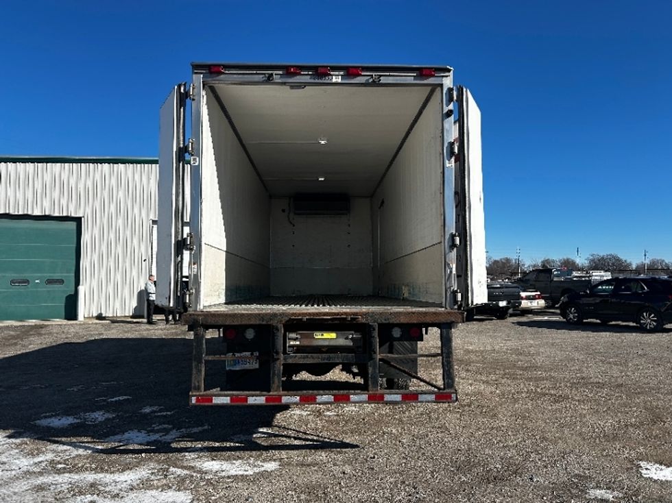 Refrigerated Truck-Light and Medium Duty Trucks-Freightliner-2019-M2-Indianapolis-IN-335,955\n\t\tmiles-$ 21,250 - Image 9