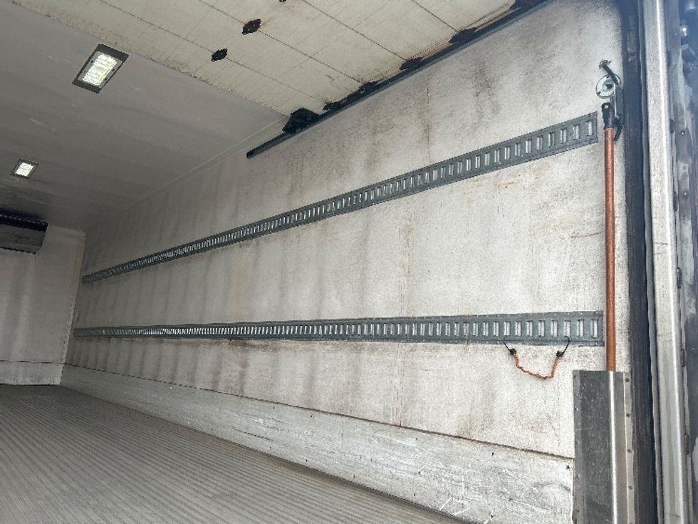Refrigerated Truck-Light and Medium Duty Trucks-Freightliner-2019-M2-Indianapolis-IN-345,283\n\t\tmiles-$ 34,750 - Image 12