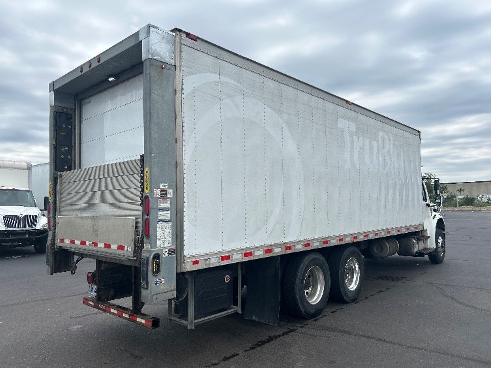 Refrigerated Truck-Light and Medium Duty Trucks-Freightliner-2019-M2-Indianapolis-IN-345,283\n\t\tmiles-$ 34,750 - Image 13