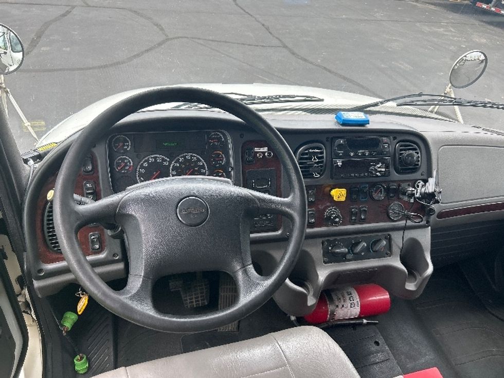 Refrigerated Truck-Light and Medium Duty Trucks-Freightliner-2019-M2-Indianapolis-IN-345,283\n\t\tmiles-$ 34,750 - Image 18