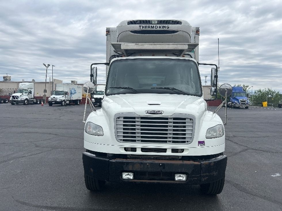 Refrigerated Truck-Light and Medium Duty Trucks-Freightliner-2019-M2-Indianapolis-IN-345,283\n\t\tmiles-$ 34,750 - Image 2