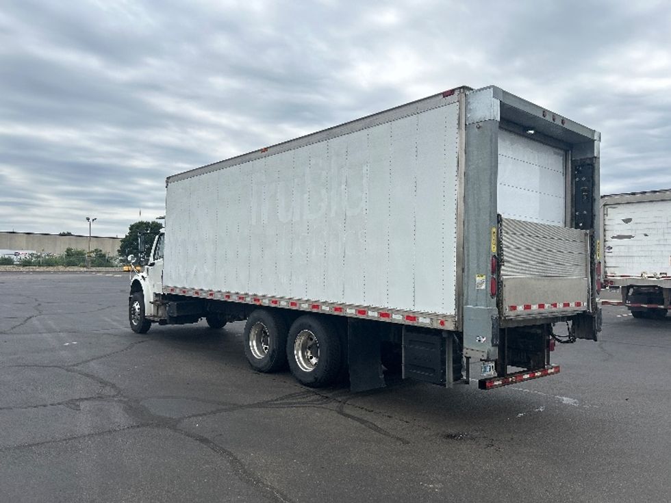 Refrigerated Truck-Light and Medium Duty Trucks-Freightliner-2019-M2-Indianapolis-IN-345,283\n\t\tmiles-$ 34,750 - Image 6
