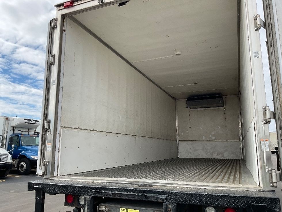 Refrigerated Truck-Light and Medium Duty Trucks-Freightliner-2019-M2-Indianapolis-IN-387,174\n\t\tmiles-$ 20,000 - Image 11