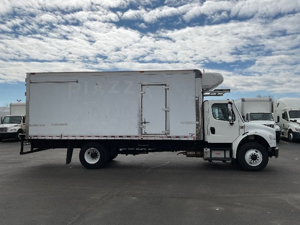 Refrigerated Truck-Light and Medium Duty Trucks-Freightliner-2019-M2-Indianapolis-IN-387,174\n\t\tmiles-$ 20,000 - Image 15