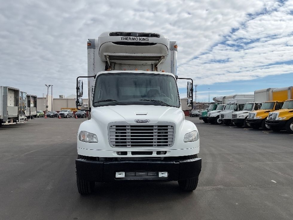Refrigerated Truck-Light and Medium Duty Trucks-Freightliner-2019-M2-Indianapolis-IN-387,174\n\t\tmiles-$ 20,000 - Image 2