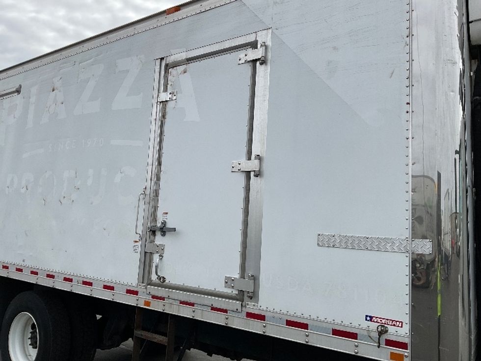Refrigerated Truck-Light and Medium Duty Trucks-Freightliner-2019-M2-Indianapolis-IN-387,174\n\t\tmiles-$ 20,000 - Image 25