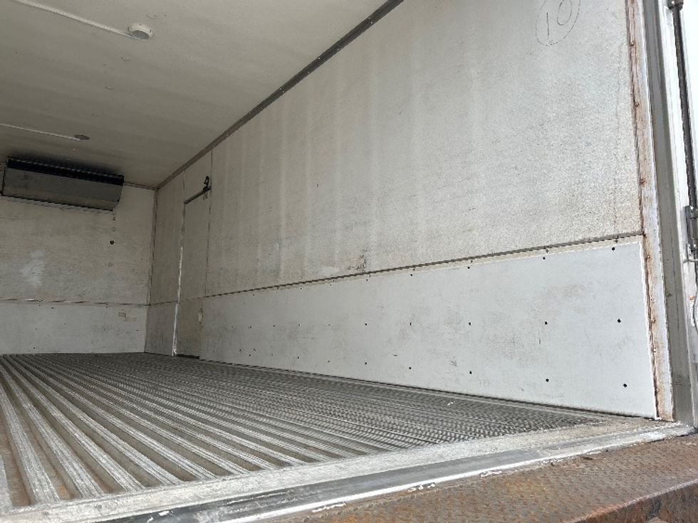 Refrigerated Truck-Light and Medium Duty Trucks-Freightliner-2019-M2-Indianapolis-IN-395,038\n\t\tmiles-$ 20,000 - Image 12