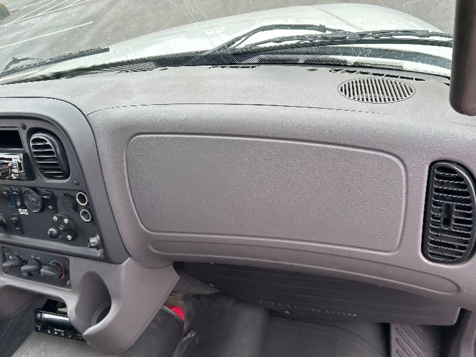 Refrigerated Truck-Light and Medium Duty Trucks-Freightliner-2019-M2-Indianapolis-IN-395,038\n\t\tmiles-$ 20,000 - Image 21