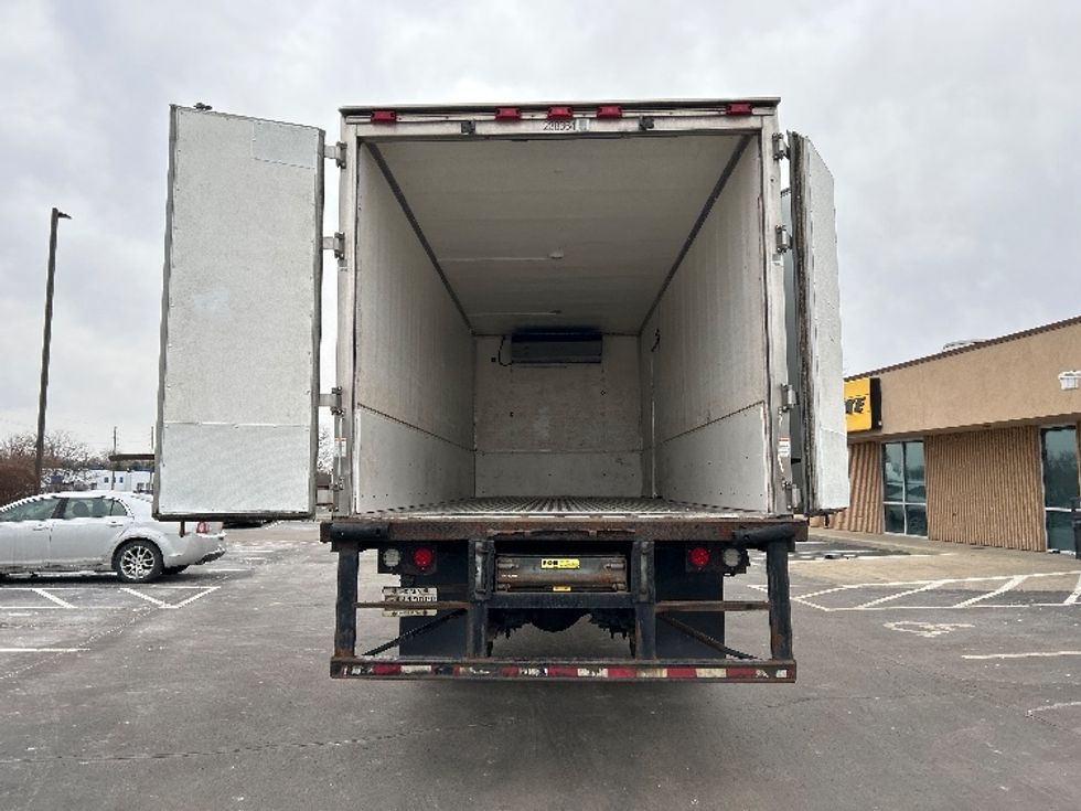 Refrigerated Truck-Light and Medium Duty Trucks-Freightliner-2019-M2-Indianapolis-IN-395,038\n\t\tmiles-$ 20,000 - Image 9