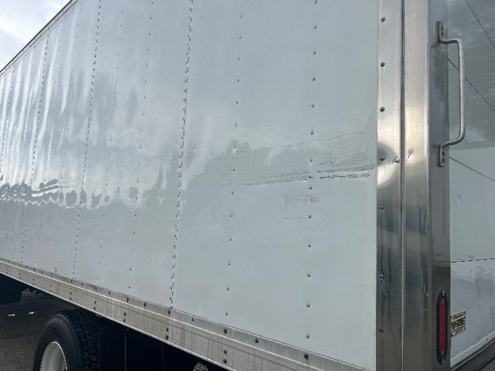 Refrigerated Truck-Light and Medium Duty Trucks-Freightliner-2019-M2-Jackson-TN-292,674\n\t\tmiles-$ 34,500 - Image 26