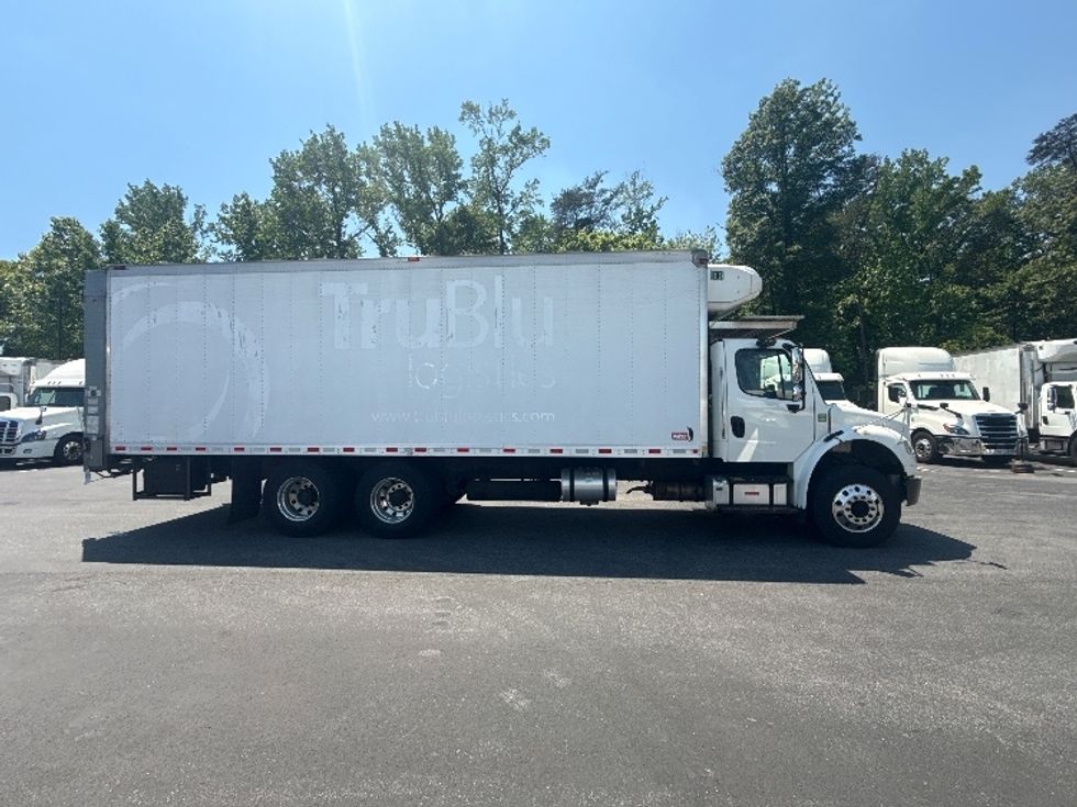 Refrigerated Truck-Light and Medium Duty Trucks-Freightliner-2019-M2-Jessup-MD-172,691\n\t\tmiles-$ 59,250 - Image 15
