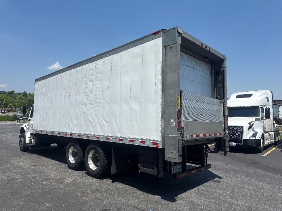 Refrigerated Truck-Light and Medium Duty Trucks-Freightliner-2019-M2-Jessup-MD-172,691\n\t\tmiles-$ 59,250 - Image 6