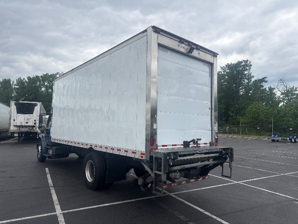Refrigerated Truck-Light and Medium Duty Trucks-Freightliner-2019-M2-Jessup-MD-176,255\n\t\tmiles-$ 47,000 - Image 6