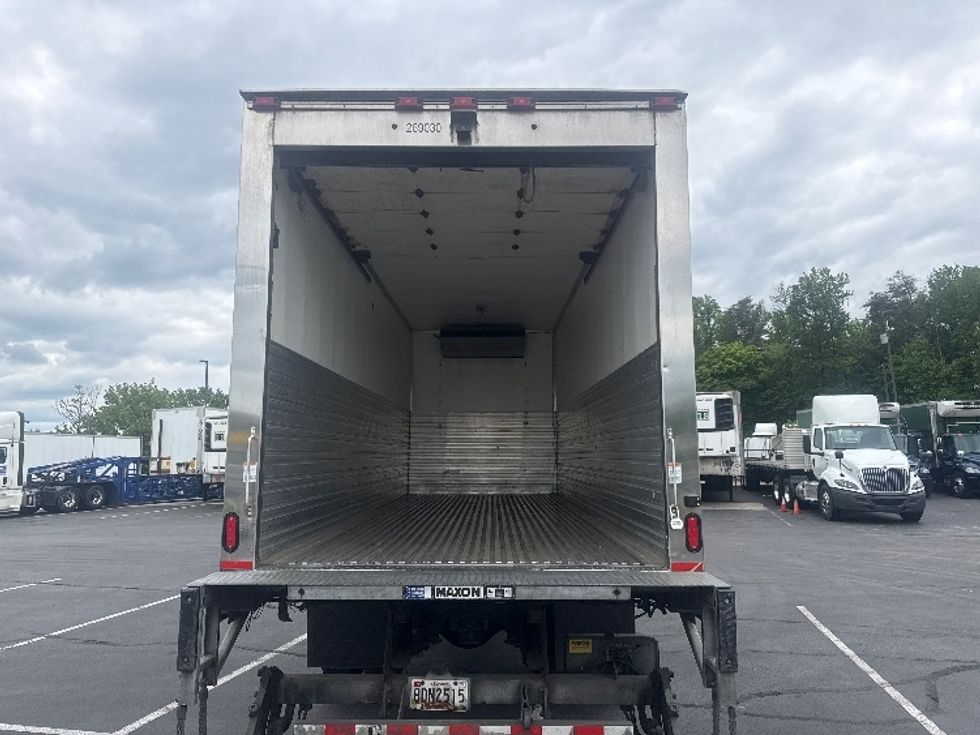 Refrigerated Truck-Light and Medium Duty Trucks-Freightliner-2019-M2-Jessup-MD-176,255\n\t\tmiles-$ 47,000 - Image 8