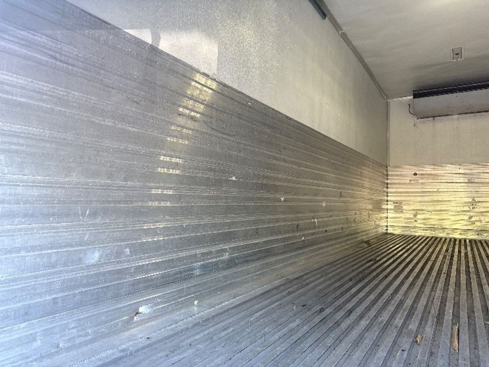 Refrigerated Truck-Light and Medium Duty Trucks-Freightliner-2019-M2-Jessup-MD-185,110\n\t\tmiles-$ 49,750 - Image 10