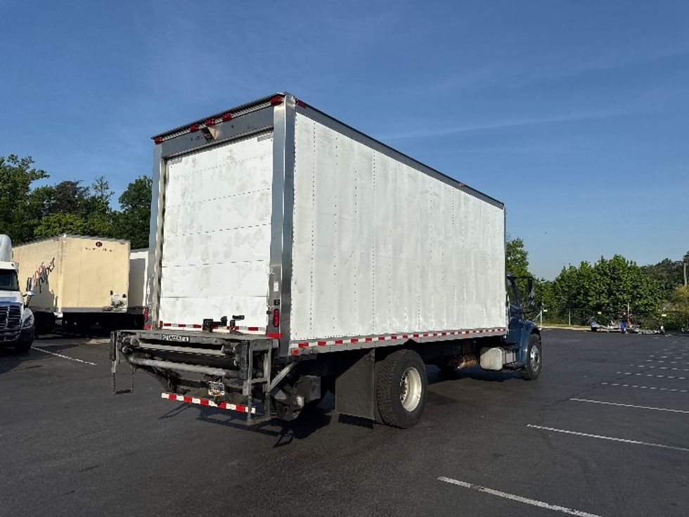 Refrigerated Truck-Light and Medium Duty Trucks-Freightliner-2019-M2-Jessup-MD-196,767\n\t\tmiles-$ 44,250 - Image 13