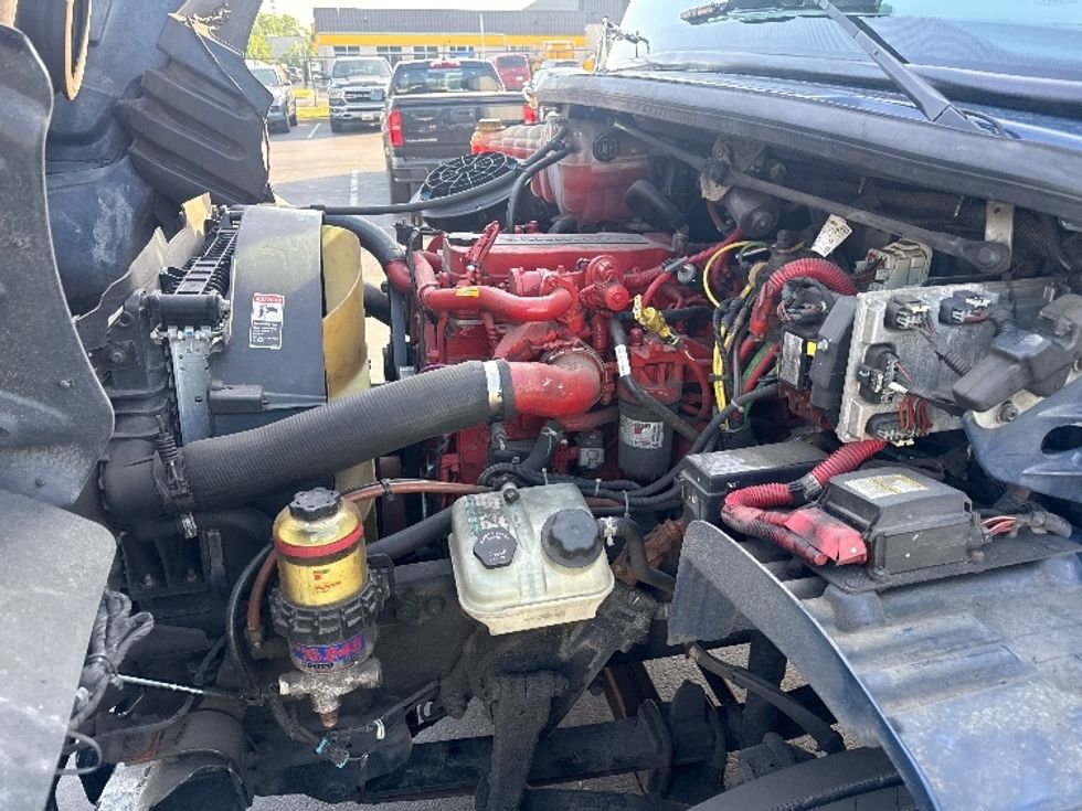 Refrigerated Truck-Light and Medium Duty Trucks-Freightliner-2019-M2-Jessup-MD-196,767\n\t\tmiles-$ 44,250 - Image 23