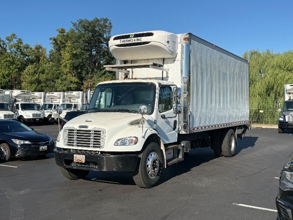 Refrigerated Truck-Light and Medium Duty Trucks-Freightliner-2019-M2-Jessup-MD-198,987\n\t\tmiles-$ 46,000 - Image 3
